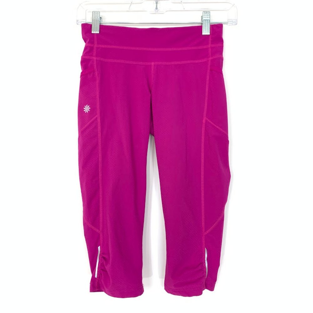 Athleta Dobby Be Free Knicker Crop Leggings Pink
